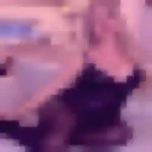 Rébecca, 35 ans, en ligne à Abbaretz pour une rencontre coquine