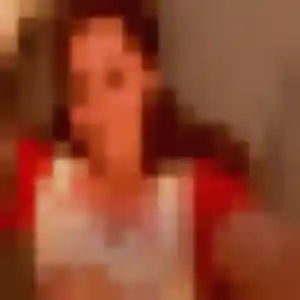 Léonie, femme de 30 ans veut plan cul à Ahuillé