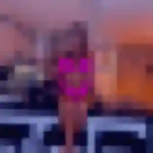 Sexy Adama, 45 ans à Amailloux - voir sa photo