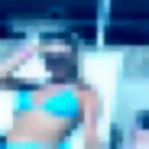 Charmante Oluchi, 24 ans à Amailloux - la contacter