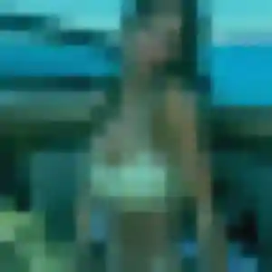 Découvre Yolène, 26 ans à Antully en privé