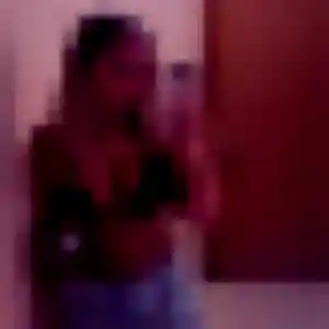 Upendo, 40 ans, dispo pour plan cul à Ardres