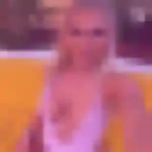 Fatoumata, femme de 22 ans propose plan cul à Arradon