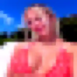 Laura, 26 ans, connectée à Attignat pour une rencontre coquine