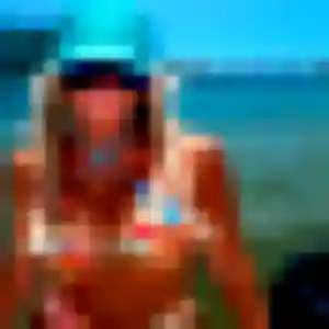 Photo privée de Zaïna, 25 ans à Augé - rencontre coquine