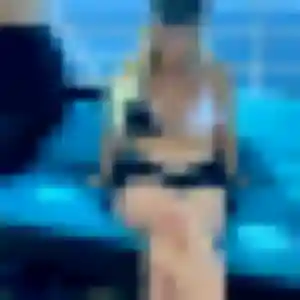 Rejoins Vanessa, 43 ans à Avord en privé