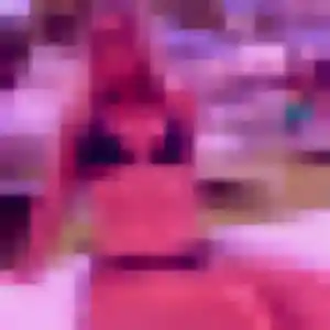Rokia, 38 ans, connectée à Ayron pour une rencontre coquine