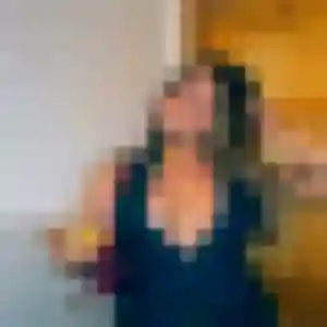 Nyima, 45 ans, en ligne à Belleherbe pour un plan cul