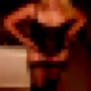 Prisca, fille de 43 ans propose plan cul à Beuvillers