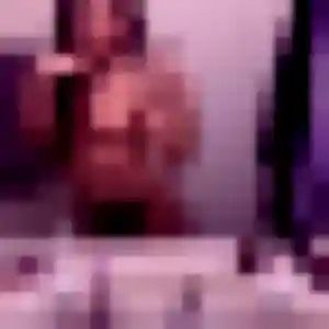 Zineb, femme de 22 ans propose plan cul à Blond