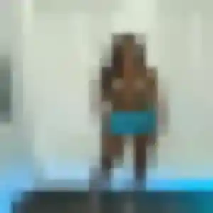 Adélaïde, 28 ans, connectée à Boëge pour une rencontre coquine