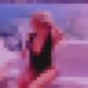 Farida, 25 ans, connectée à Bouillante pour une rencontre coquine