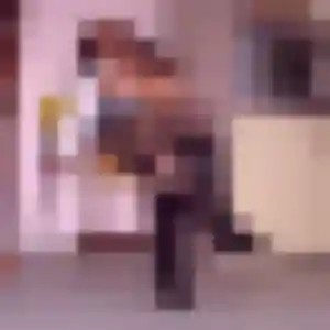 Rejoins Valérie, 35 ans à Bourgon en t'inscrivant