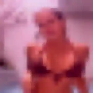 Ursula (36 ans) à Bourgueil propose une rencontre maintenant