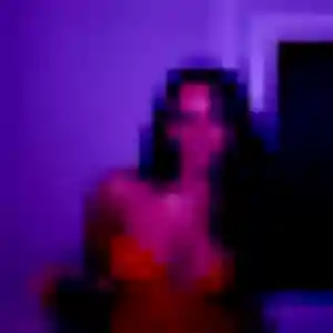 Nyima, 22 ans, connectée à Brachy pour une rencontre coquine