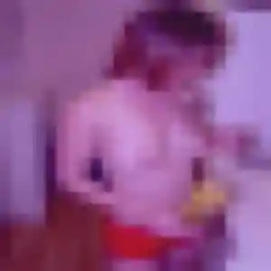 Photo de Favour à Brains (40 ans) - plan cul gratuit