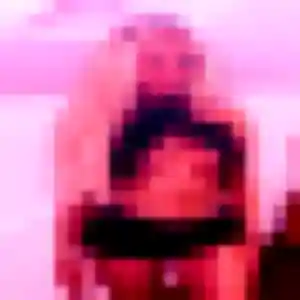 Aliyah, femme de 30 ans propose plan cul à Breteuil