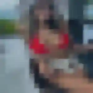 Cassandra, fille de 37 ans cherche plan cul à Burlats