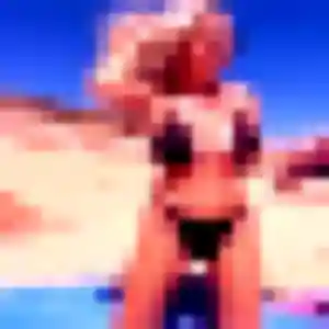 Kadja, 26 ans, connectée à Cadaujac pour une rencontre coquine