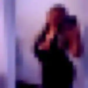 plan cul à Calvisson : profil de Viviane, 24 ans - accès libre