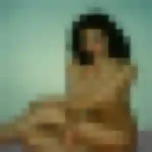 Photo de Zawadi à Castelnau-Rivière-Basse (27 ans) - plan cul anonyme