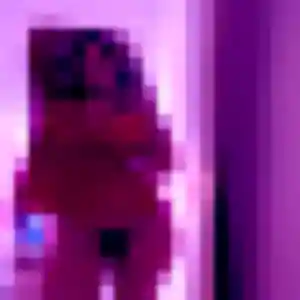 Bérénice, 25 ans, en ligne à Caux-et-Sauzens pour une rencontre coquine