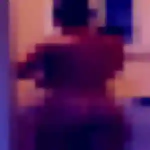 Naïma, 27 ans, disponible à Chambéon pour une rencontre coquine