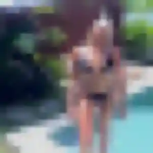 Rejoins Tabitha, 38 ans à Chamonix-Mont-Blanc gratuitement