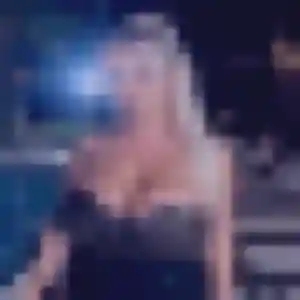 Maéva, 26 ans, dispo pour plan cul à Chanos-Curson