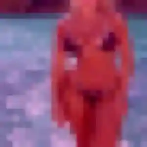 Contacte Neneh, 34 ans à Châtenois en privé