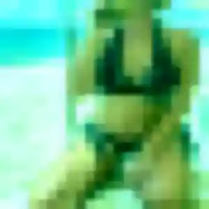 Antoinette, fille de 23 ans cherche plan cul à Chaumes-en-Retz