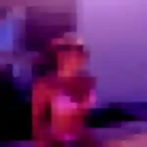 Rejoins Ifeoma, 33 ans à Chazelles-sur-Lyon gratuitement