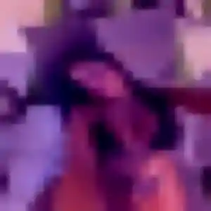Rencontre Nana, 22 ans à Chusclan en privé