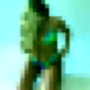 Djénéba, 30 ans, disponible à Comblessac pour une rencontre coquine