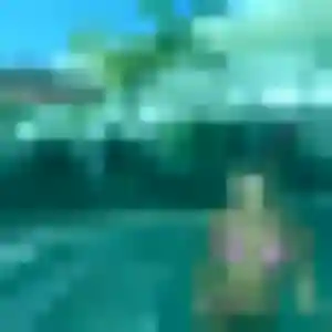 Photo exclusive de Amira, 30 ans à Coron - plan discret