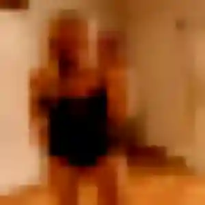 Zuri, 44 ans, en ligne à Crozet pour une rencontre coquine