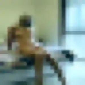 Sandrine, 41 ans, en ligne à Dampierre pour une rencontre coquine
