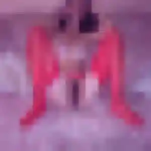 Rejoins Josiane, 27 ans à Décines-Charpieu en privé