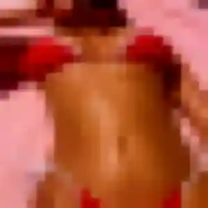 Nyambura, fille de 29 ans cherche plan cul à Dornes
