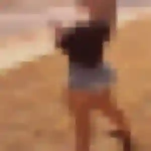 Funke, fille de 26 ans cherche plan cul à Étoutteville