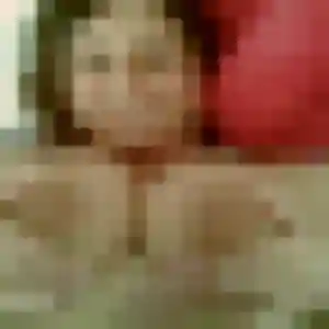 Photo privée de Kafui, 22 ans à Euville - plan discret