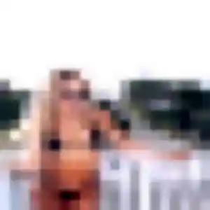 Photo perso de Adja, 29 ans à Fleury - plan discret