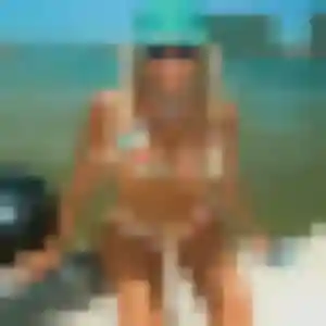 Charmante Aida, 29 ans à Guer - voir sa photo