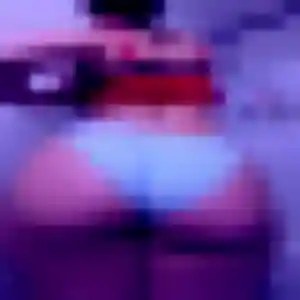 Photo de Wendy à Holving (41 ans) - plan cul gratuit