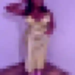 Amandine, 32 ans, en ligne à Jonchery pour une rencontre coquine