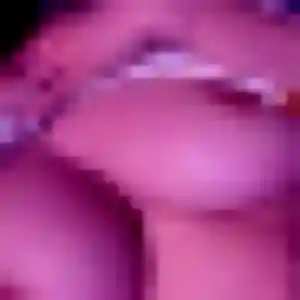 Photo sexy de Ama, 23 ans à La Chapelle-Bouëxic - rencontre sans lendemain