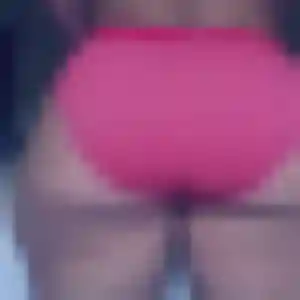 Titi, femme de 24 ans cherche plan cul à La Chapelle-Launay