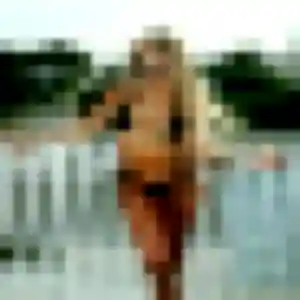 Profil de Mumbi à La Chapelle-Saint-Laud (35 ans) - plan cul discret