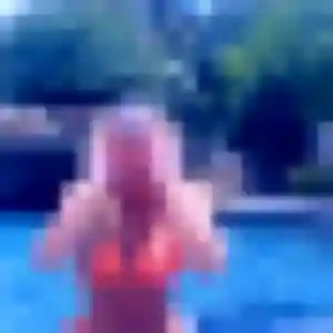Contacte Adeola, 39 ans à La Ménitré en privé