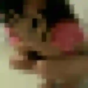 Sandy, 32 ans, connectée à La Riche pour une rencontre coquine